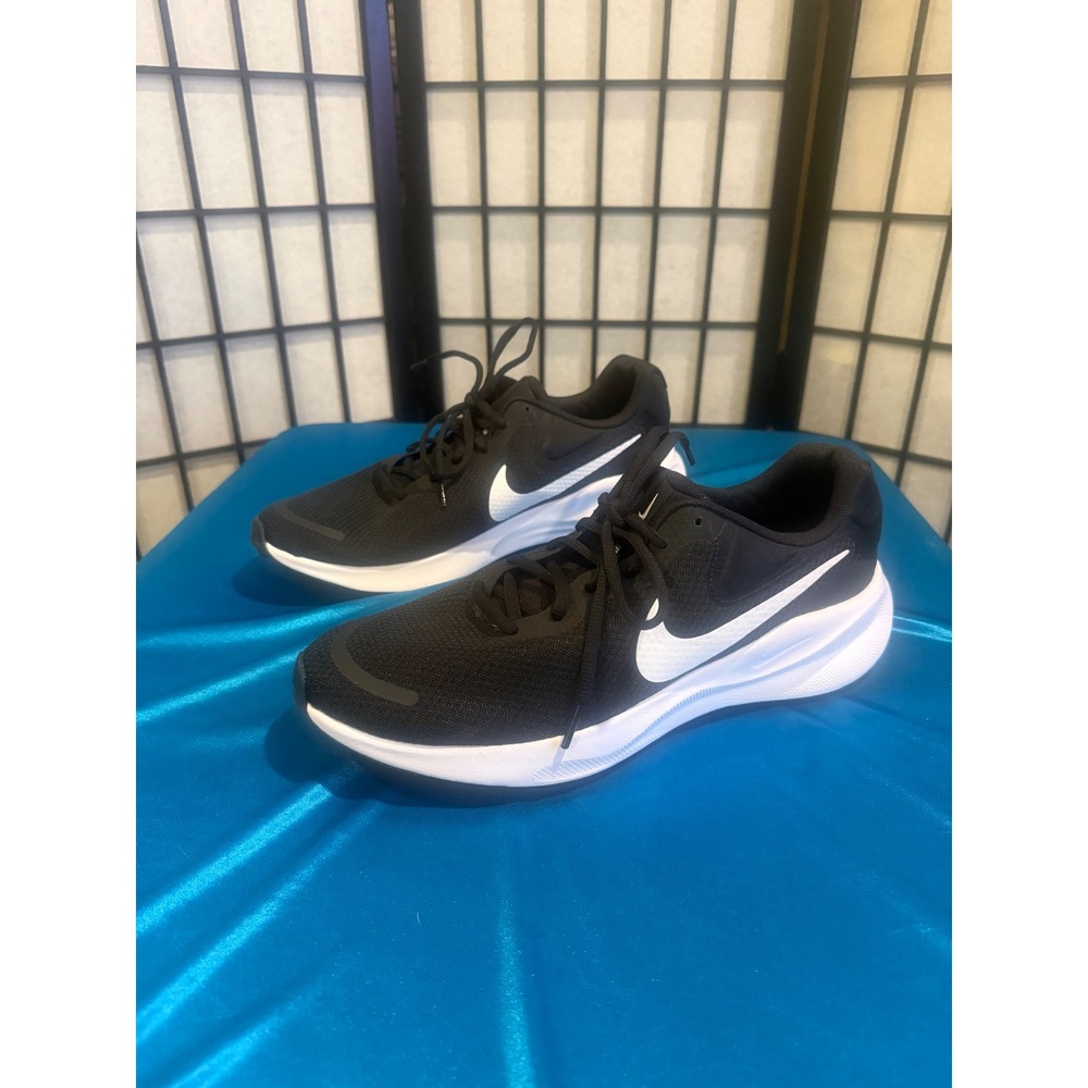 Nike Revolution 7 Men's Running Shoes Black White Size 12 NWOT FB2207-001